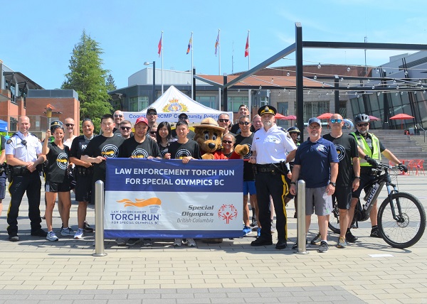 Previous runners from the Law Enforcement Torch Run