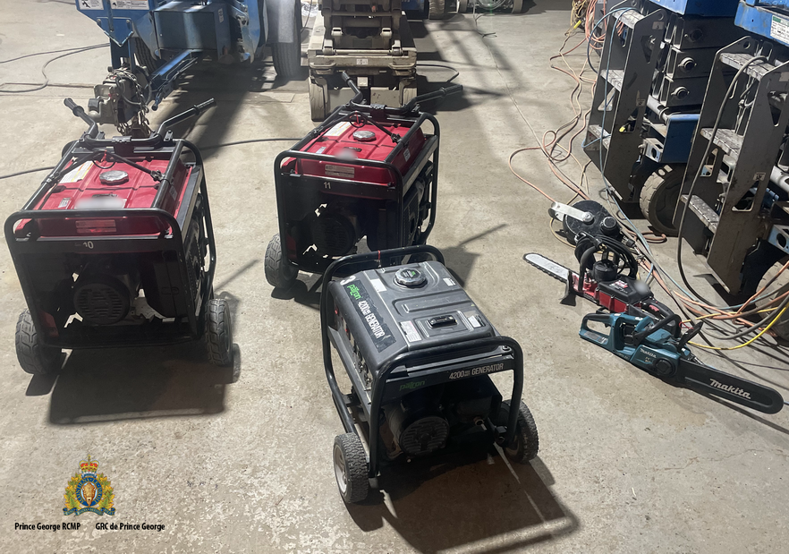 Photo of the recovered tools and generators