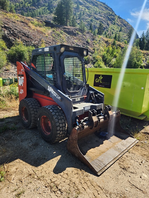 Photo of stolen skid-steer