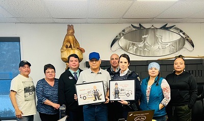 Repr&eacute;sentants de l&rsquo;&eacute;cole culturelle Outma Sqilx'w et de la GRC