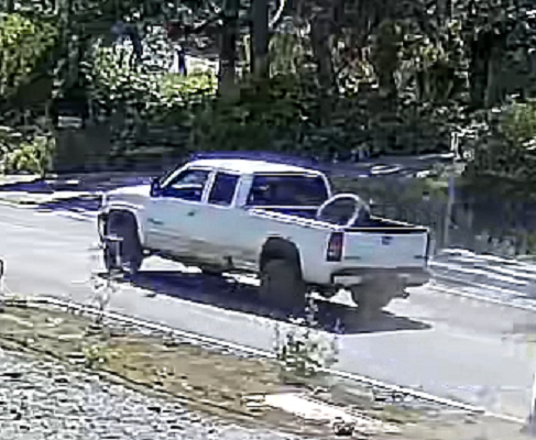 Photo of white truck suspected to be involved in theft from a construction site