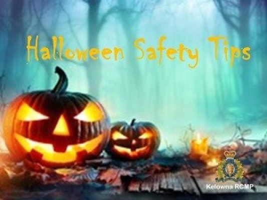 Carved pumkins with halloween message